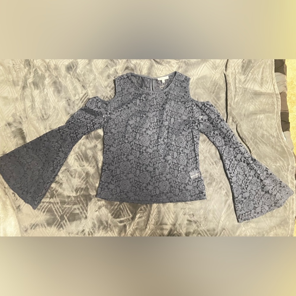 Charlotte Russe Blue/Navy Floral Lace Top Size L